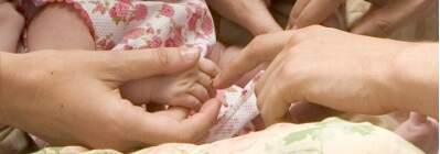 El amor a través de las manos, juegos para bebés de 3 meses